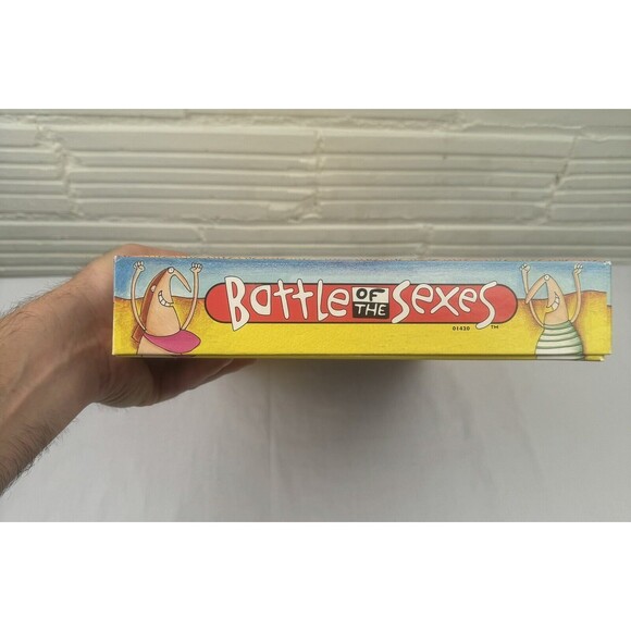 Battle of the Sexes Board Game 1997 University Games Vintage 1ST Edition - Picture 3 of 7